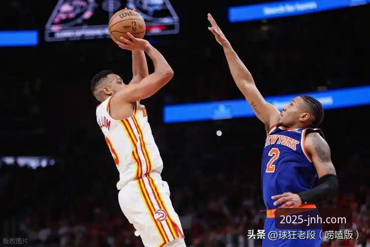 CJ麦科勒姆1年2100万续约老鹰最新动态：薪资专家解析交易策略与平台观赛体验